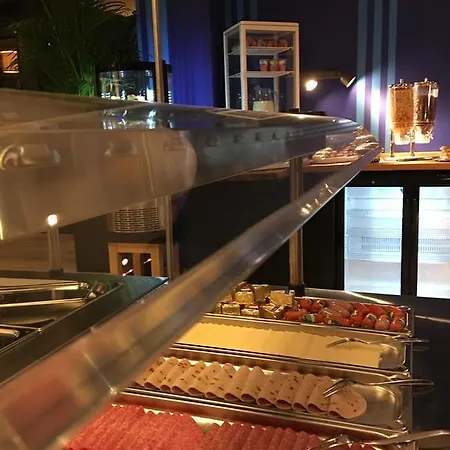 Hotel Continental 2*